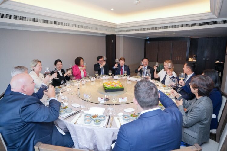 外交部常務次長葛葆萱午宴歡迎澳大利亞「跨黨派國會議員」訪問團
