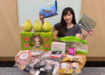 中秋烤肉現在買還來得及！momo揭今年烤肉桌「愈吃愈像燒肉店」