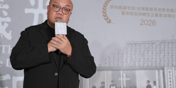 葉天倫首拍轉型正義紀錄片《義光ê所在》 哽咽「再不說就來不及了」