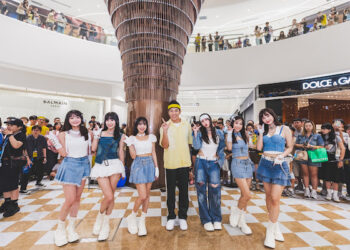 香蕉哥哥出道26年台中辦見面會 暴雨澆不熄千人熱情 經典神曲全場大合唱