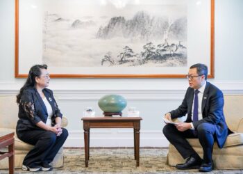外交部政務次長陳明祺歡迎「世界台灣商會聯合總會」第33屆總會長溫嵐珠及重要幹部蒞部拜會
