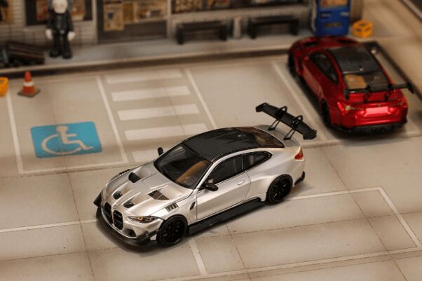 車迷週末新去處 中壢模型車專賣店 一次看1/64車款、F1週邊與模擬器體驗 車迷週末新去處 中壢模型車專賣店 一次看1/64車款、F1週邊與模擬器體驗