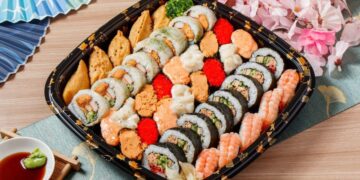 新開幕的龍潭外帶壽司店 多年日料經驗延續創業 薩摩耶店長成熟客焦點