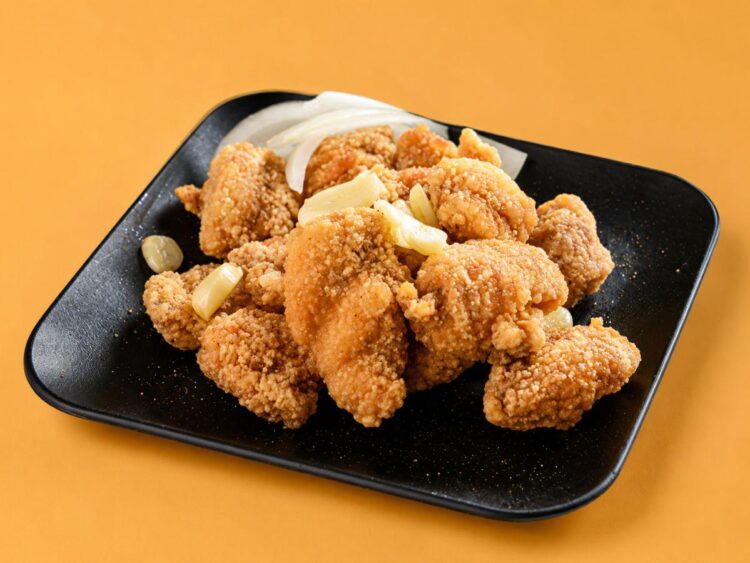 新開幕的清水鹹酥雞店成巷口美食新選擇 多年餐飲經驗打造日常質感台式炸物 新開幕的清水鹹酥雞店成巷口美食新選擇 多年餐飲經驗打造日常質感台式炸物