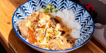 中和平價日料藏在住宅巷弄 累積經驗後投入創業 從丼飯與烏龍麵開始經營第一間店