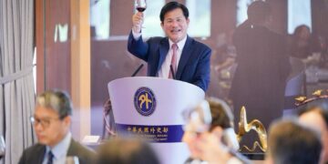 外交部長林佳龍設宴歡迎美國聯邦眾議院「預算委員會」民主黨首席議員博伊爾訪問團