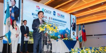 外交部長林佳龍率領企業代表團出席「第八屆瓜地馬拉-臺灣經濟聯席會議暨投資論壇」等交流活動,探索台美瓜三方經貿合作交流潛力 外交部長林佳龍率領企業代表團出席「第八屆瓜地馬拉-臺灣經濟聯席會議暨投資論壇」等交流活動,探索台美瓜三方經貿合作交流潛力