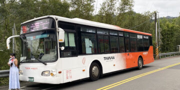 玩轉新北菁桐、平溪十分  搭台灣好行感受山城歷史與天燈文化