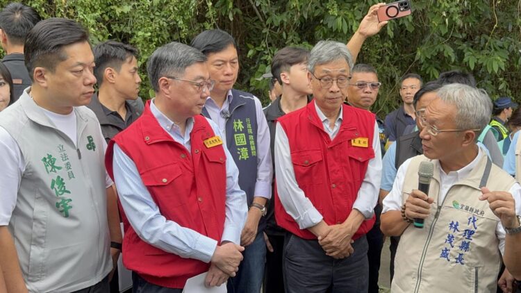 行政院卓院長關心薔琵颱風造成宜蘭柑橘類果樹災損及公糧倉庫受損 要求農業部儘速辦理救助措施以協助農民復耕復建 行政院卓院長關心薔琵颱風造成宜蘭柑橘類果樹災損及公糧倉庫受損 要求農業部儘速辦理救助措施以協助農民復耕復建