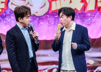康康爆料模仿費翔踩高蹺解決身高問題  許志豪神回「那臉怎麼辦？」