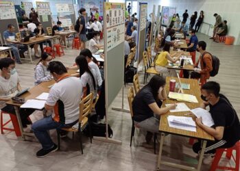 市縣合併以來新低 高雄市112上半年失業率3.4%，