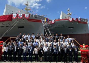 台船為萬海航運（新加坡）舉辦3,000 TEU級貨櫃輪「永春輪」及「晴春輪」命名典禮