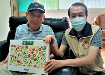 高市榮服處關懷翠華國宅榮民長者