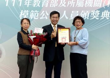 人生65，服務半百