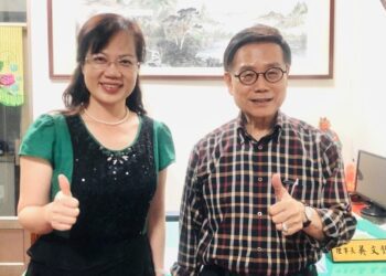 新興區長陳靜蘭主持里務會報 感謝里長協助防治登革熱