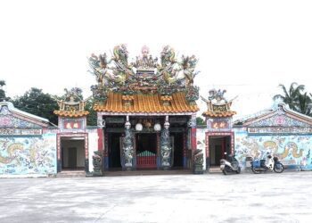 三龍寺 香蕉每株一元鳩資興建