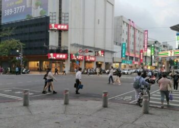 下了車每個人都是行人！高市府支持學生團體訴求 持續改善行人安全環境