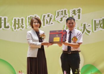 112學年度國中小校長交接典禮 竹田國中退休校長許金元致詞