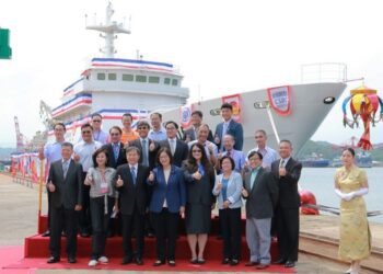 台船承造海巡署100噸級巡防救難艇交船暨第3艘1000噸級巡防艦「連江艦」命名下水聯合典禮