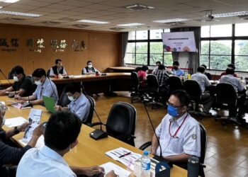 台電鳳山區處邀請金屬製品製造業座談 提供節省電費密技