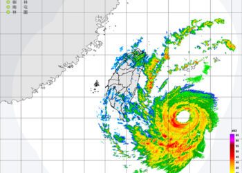 逾半個台灣納「小犬」陸警區域！ 週三起攀風雨巔峰