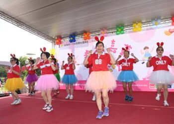 「幸福嘉義，好『志』在！」 嘉義市112年度慶祝國際志工日活動 市長黃敏惠與千位志工同樂