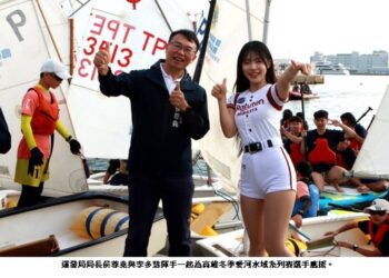 高雄冬季愛河水域系列活動盛大開幕 啦啦隊女神李多慧應援加油