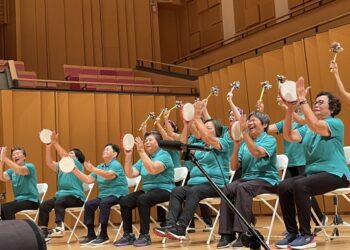 屏東縣第五屆銀閃閃音樂合奏展演比賽-740位耆者敲響出專屬樂章