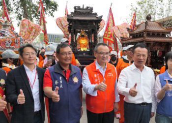 遶境創舉 朴子配天宮《海表聖會》媽祖巡安遶境 今史上首次出巡故宮南院搭五分車