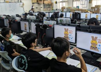 高市圖仁武暨澄觀分館 「校園巡迴電子書借閱活動」推廣熱絡