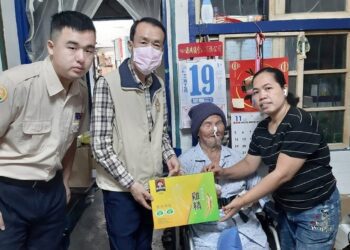 季節更迭 高雄市榮服處關懷問候榮民(眷)