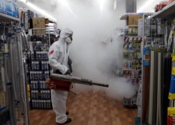 台南改用氣霧式殺蟲劑防登革熱住家無需養生膠帶包覆