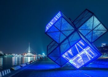 水形貨櫃現身大港   貨櫃藝術節打造高雄限定海口味