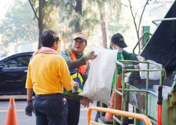 台南淨灘千人響應