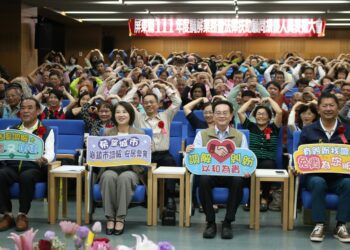 屏東縣調解及法律扶助業務績優人員表揚大會 縣長周春米致敬感謝