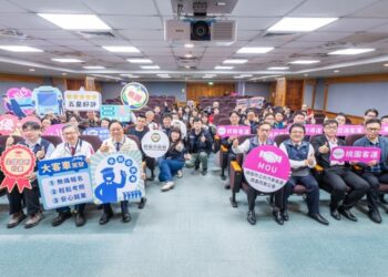 全國首創大客車駕駛「受訓即就業」專案培訓計畫 張善政：鼓勵各界投入桃園公車駕駛行列