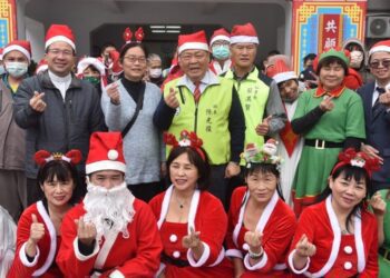 天使們來報佳音 陳光復歡喜迎接