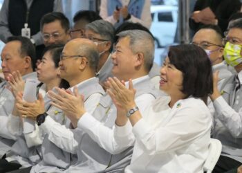 台灣地方自治史上寫下新頁 一人四度當選同一縣市首長「勇媽紀錄」嘉義市長黃敏惠