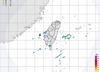週三多雲到晴溫差大！入夜備傘防雨