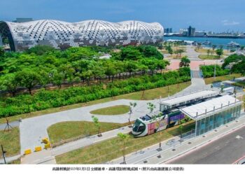 中鋼實踐永續承諾 高雄環狀輕軌成圓