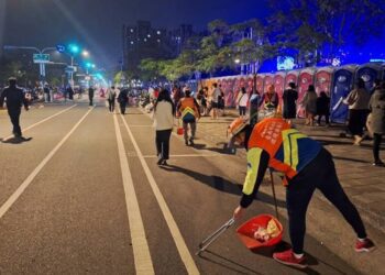 台南跨年活動清10噸垃圾