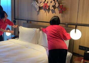 高年級實習生實現自我價值！嘉縣首度與阿里山英迪格酒店合作成功媒合12名長者