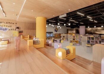 國美館「兒童繪本區」重新開幕 邀請「無獨有偶」以偶戲與親子同樂