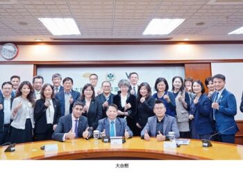 高餐大攜手台北文華東方酒店及台北W飯店  啟動育才扎根計畫 儲備幹部月薪四萬搶人才