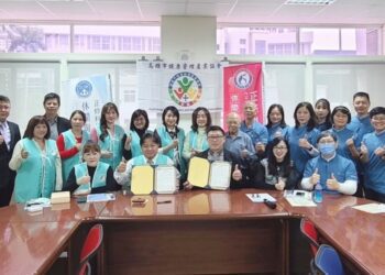 為提升產學結盟互助 正修科大與高市健康管理產業協會共同簽署合作意向書