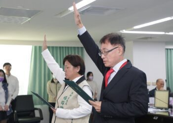 台南新任法制處長工務局長就職