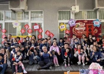 河堤附設幼兒園親師生「榕樹下一起過年」  一個屬於孩子的圍爐活動