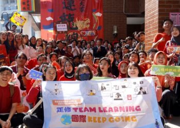 正修好運龍總來   境外生體驗台灣過年熱鬧滾滾