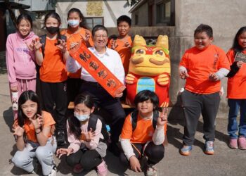 龍來了！ 「 2024新瓦屋福客慶豐年」繽紛裝置開箱