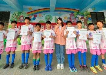 「飛翔盃」寒假足球邀請賽  串連反毒與運動正能量